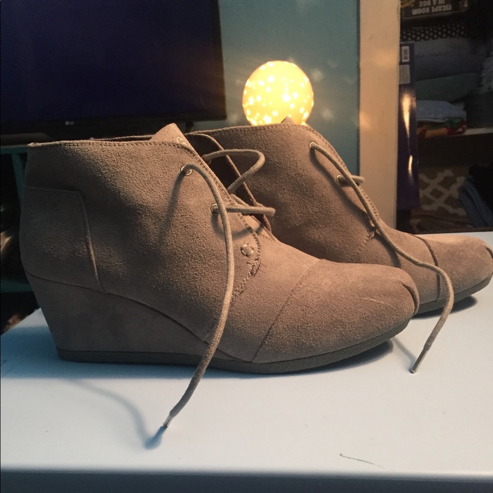 Gray sketcher bobs Sale*